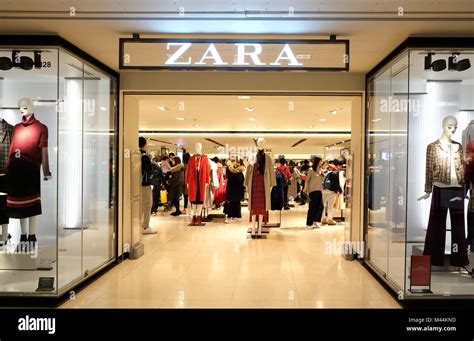 Zara HK online store .